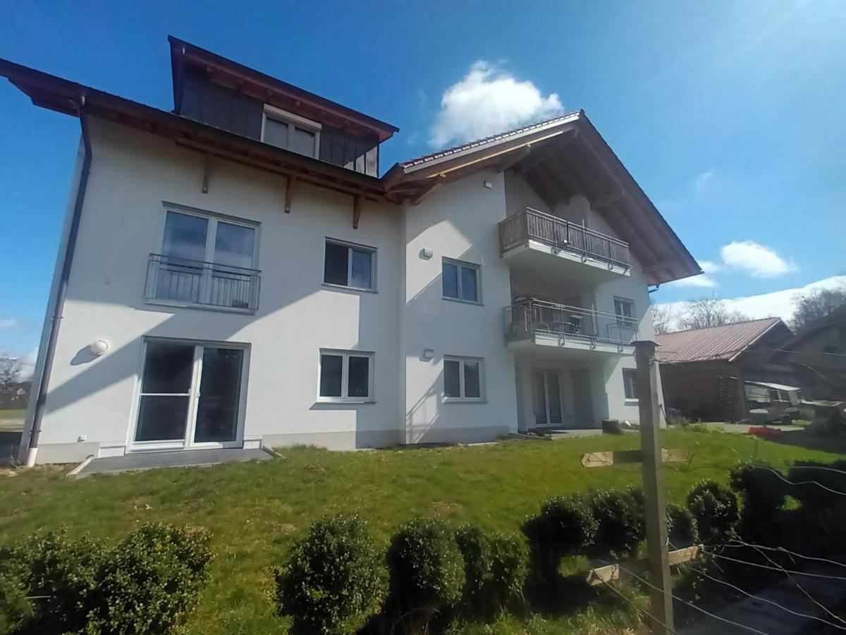 Ferienwohnungen Weishaupt Meckenbeuren Exterior foto